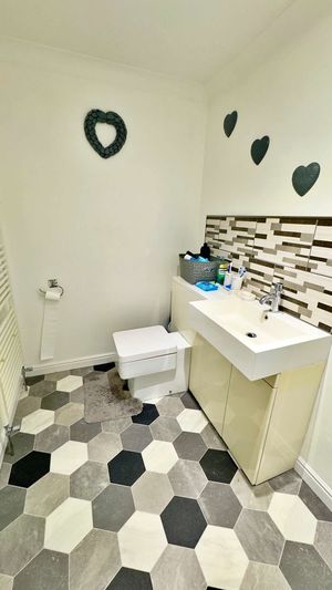 Photo 13- click for photo gallery